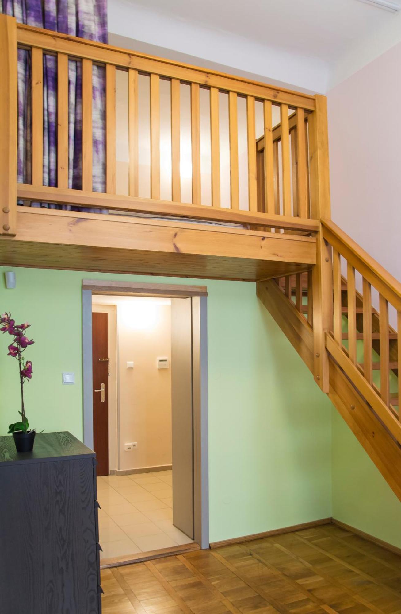 Apartmán Jindrisska 25 *